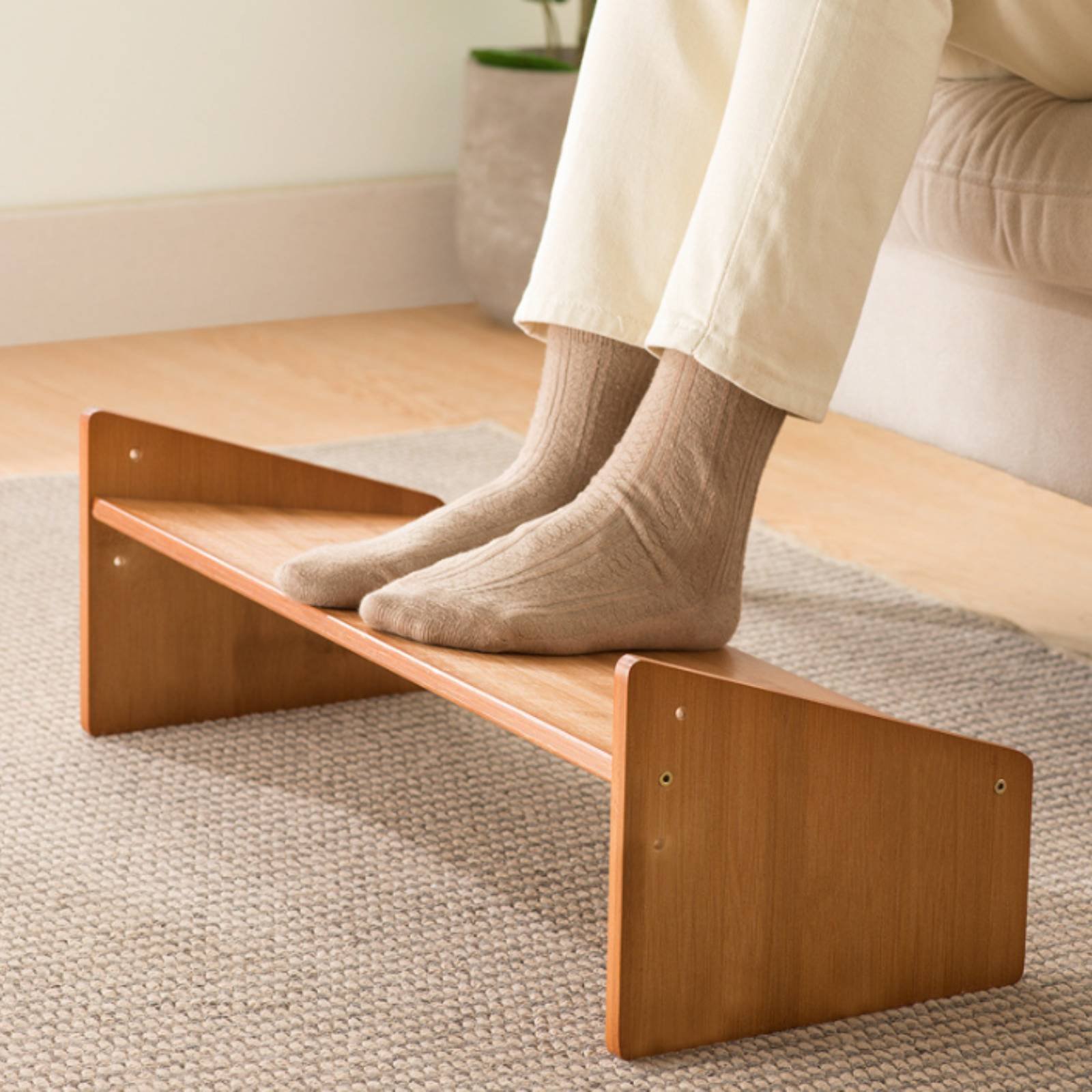 Under Desk Footrest Wide Surfa - مراجعة Ergonomic Office Chair وسعره