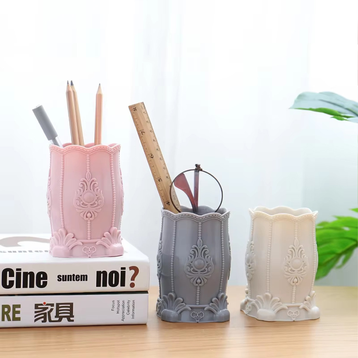 Creative Makeup Brush/Pen Hold - مراجعة Home Office Jobs وسعره